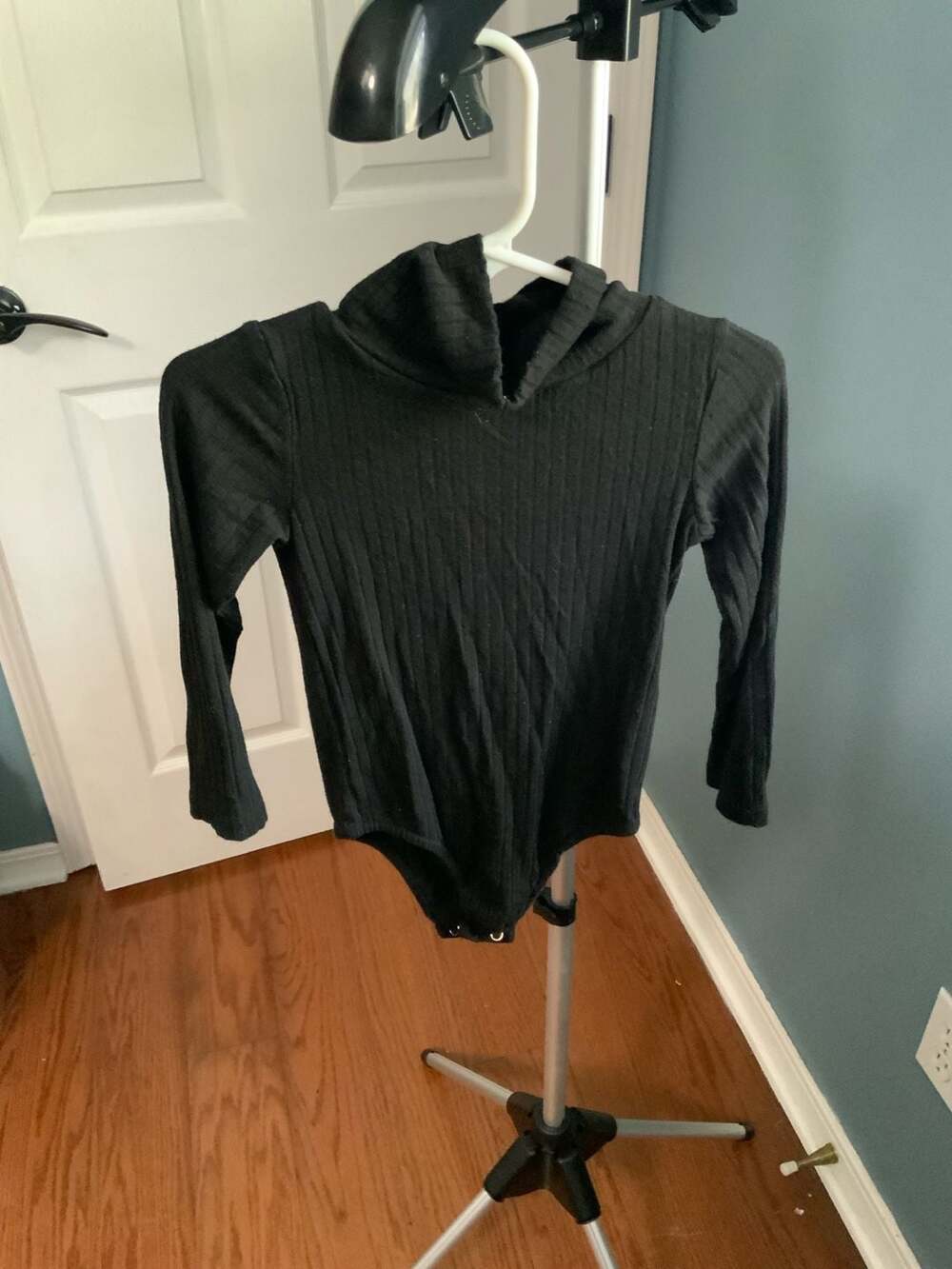 Bailey's Blossoms Bodysuit Size 4T Black Ribbed